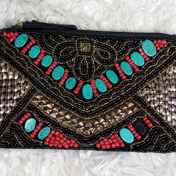Sequined Beaded Wristlet - Picture 6 of 10